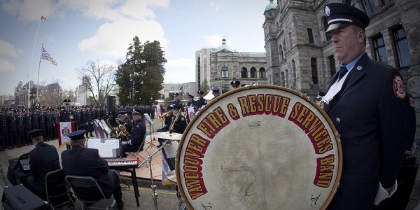 Image of band, guests, and firefighters at the 2011 Fallen Firefighters' Memorial
